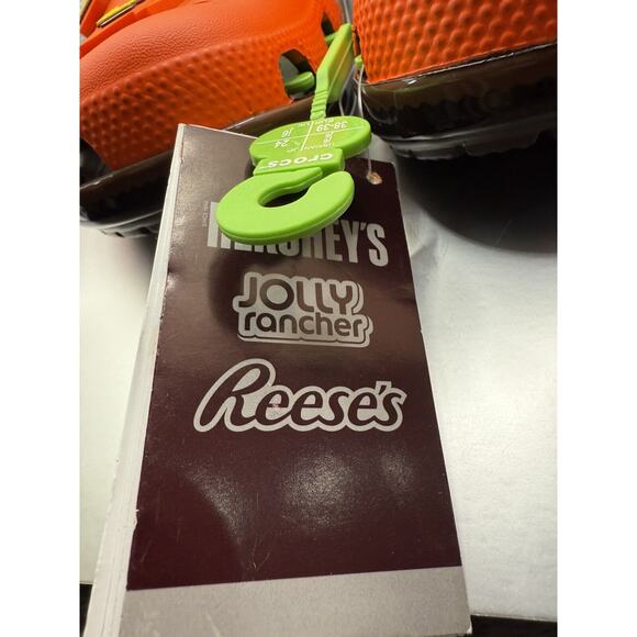 Crocs Kids Classic Clog Reeses Peanut Butter Cups Candy Collaboration J6 New - Picture 5 of 5